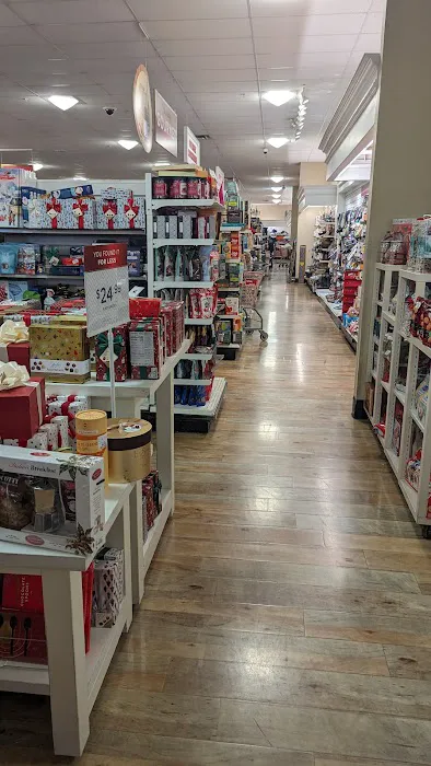 T.J. Maxx & HomeGoods 9