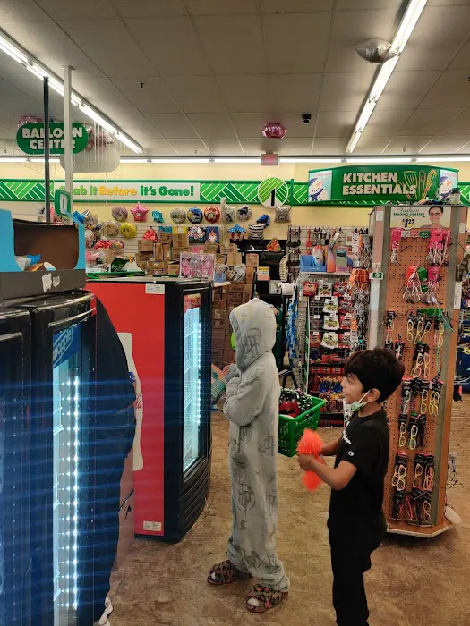 Dollar Tree 4