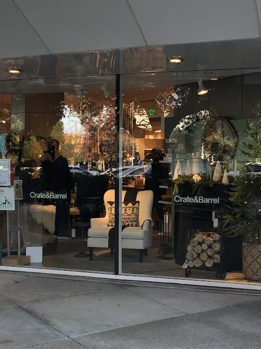 Crate & Barrel 1