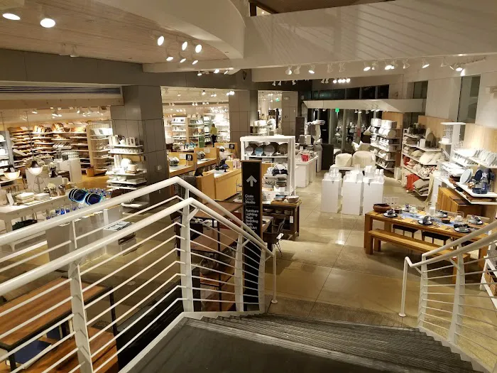 Crate & Barrel 2
