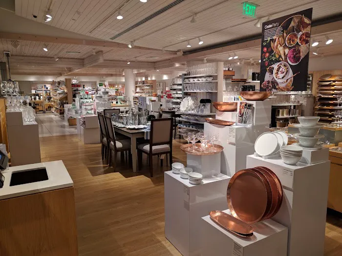 Crate & Barrel 7