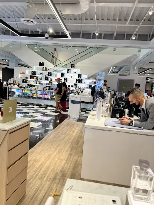 Bloomingdale's 2