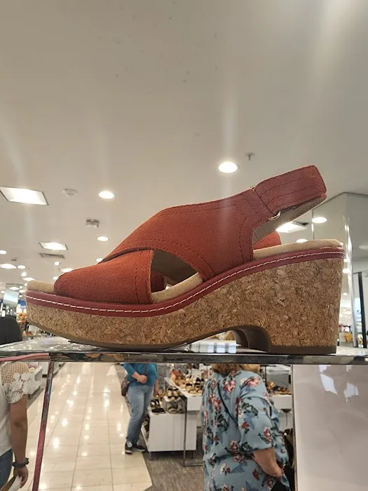 Bloomingdale's 9