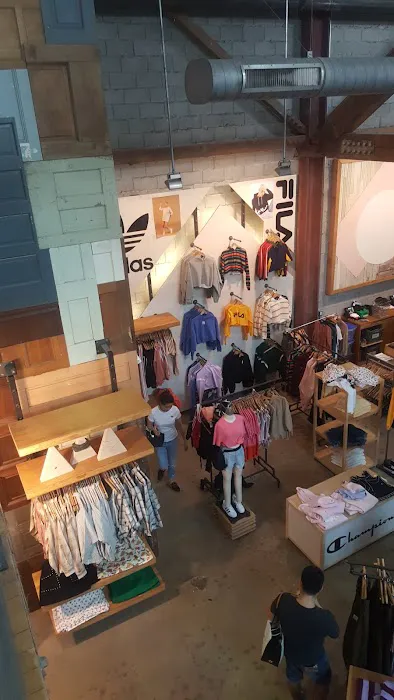 Urban Outfitters 4