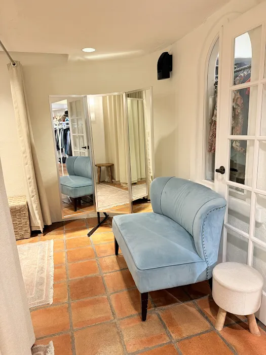 Romi Boutique 4