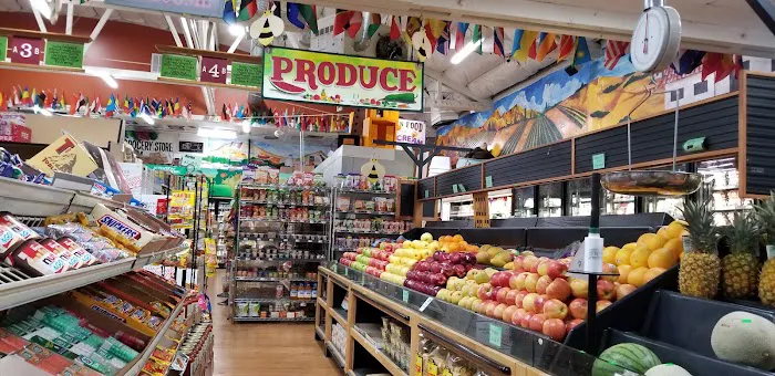 The Willows Market 0