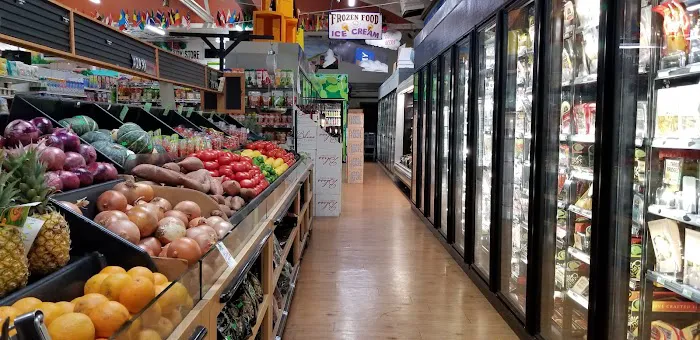 The Willows Market 8