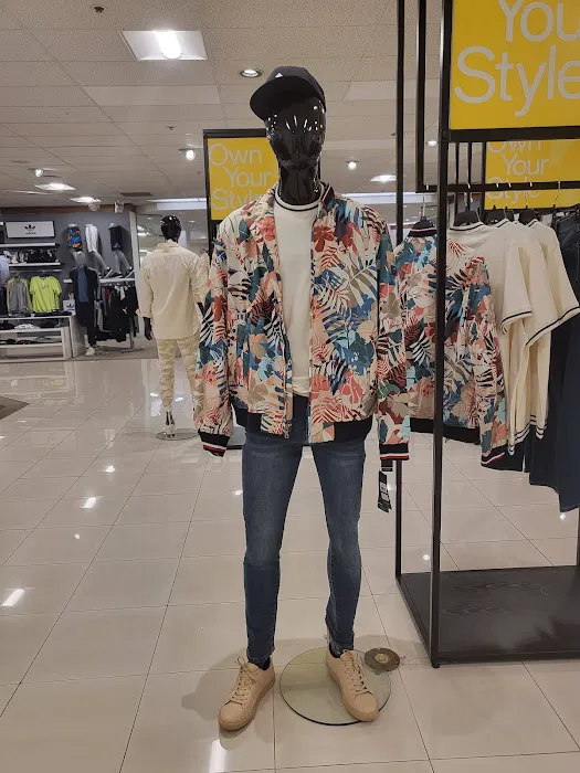 Macy's 4
