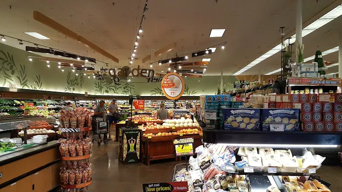Ralphs 9