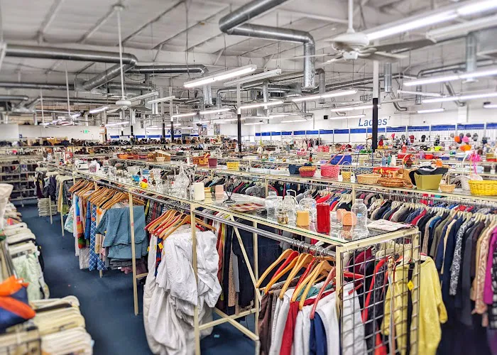 Uptown Thrift 6