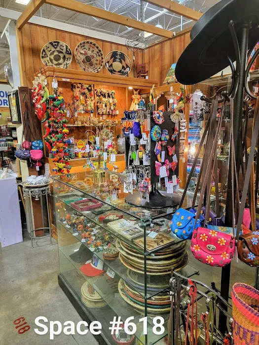 Brass Armadillo Antique Mall - Goodyear 1