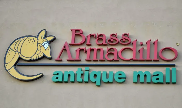 Brass Armadillo Antique Mall - Goodyear 2