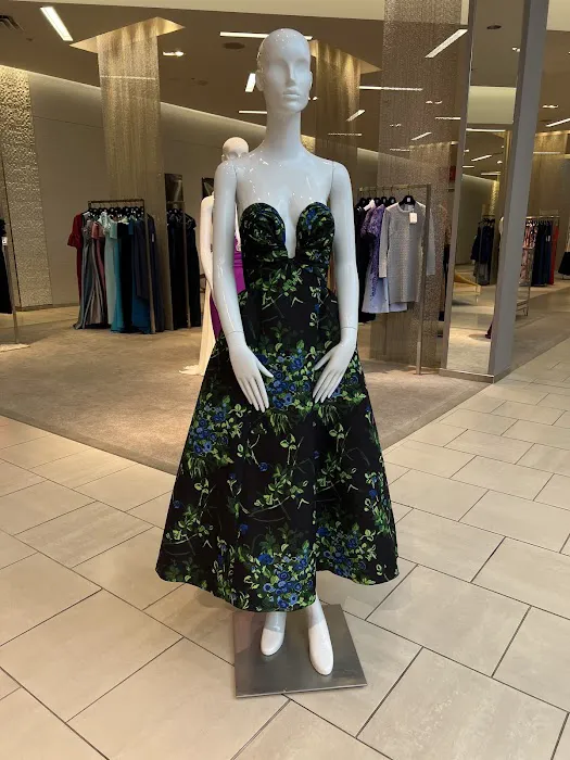 Saks Fifth Avenue 9