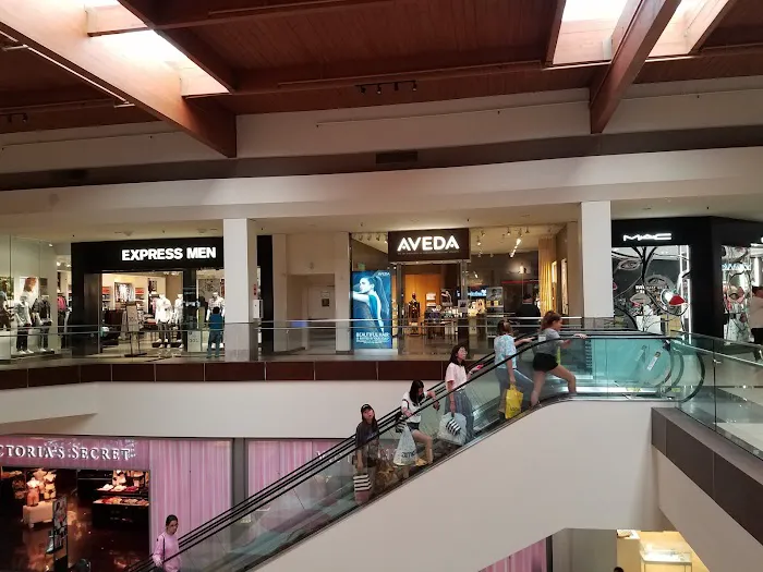 Aveda Store 1