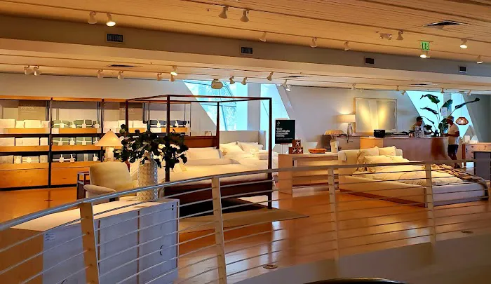 Crate & Barrel 8