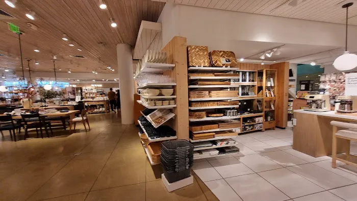 Crate & Barrel 7