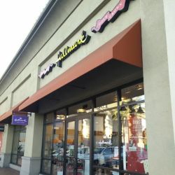 Amy's Hallmark Shop ico