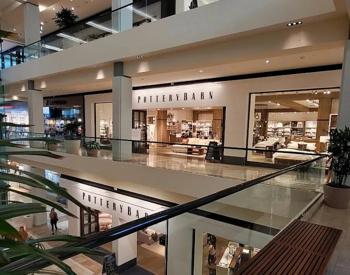 Pottery Barn 0