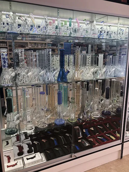 Beach Top Smoke Shop 4