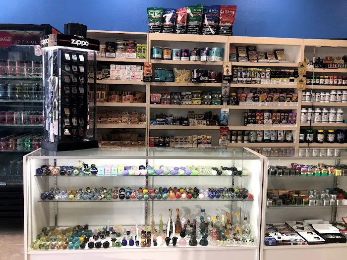 Beach Top Smoke Shop 5