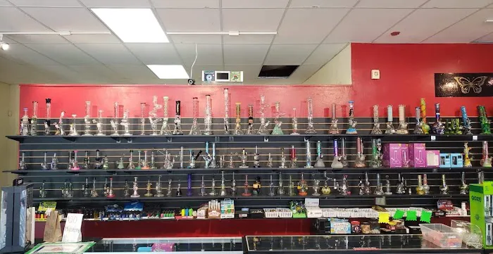 Holy smoke & vape(WE DELIVER) 1
