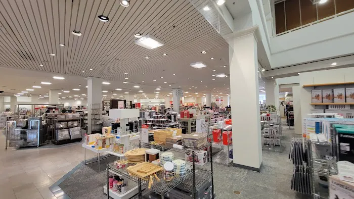 Macy's 9