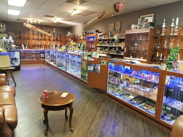 Egyptian Glass Smoke Shop 1