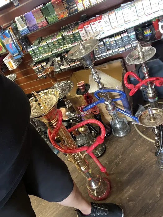 Egyptian Glass Smoke Shop 4