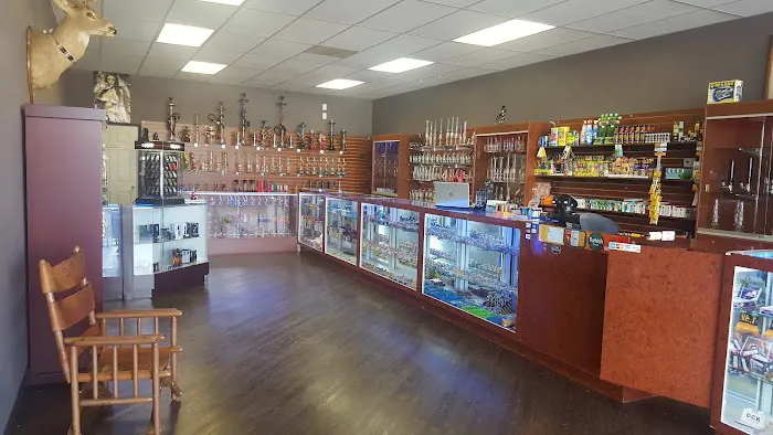 Egyptian Glass Smoke Shop 8