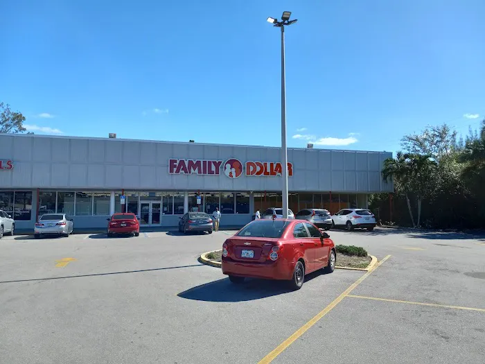 Family Dollar 4