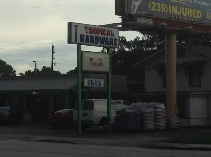 Tropical Hardware Do It Best 1