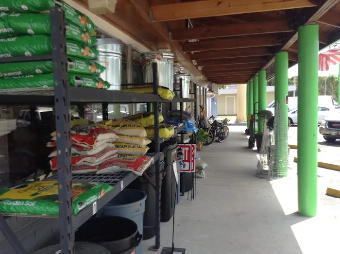 Tropical Hardware Do It Best 6