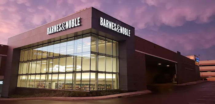 Barnes & Noble 2