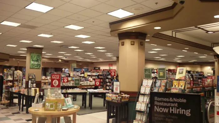 Barnes & Noble 0