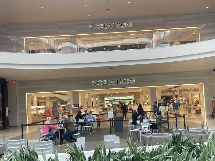 Nordstrom 0