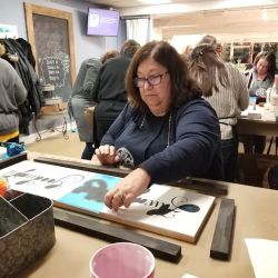 Hammer & Stain DIY Workshops Long Island ico