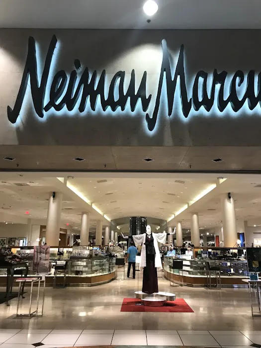 Neiman Marcus 1