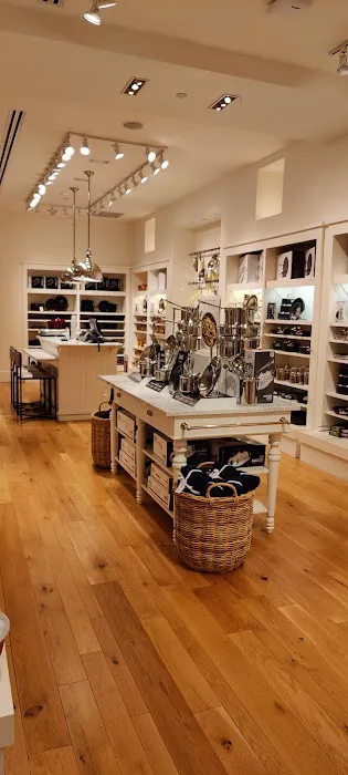 Williams-Sonoma 0