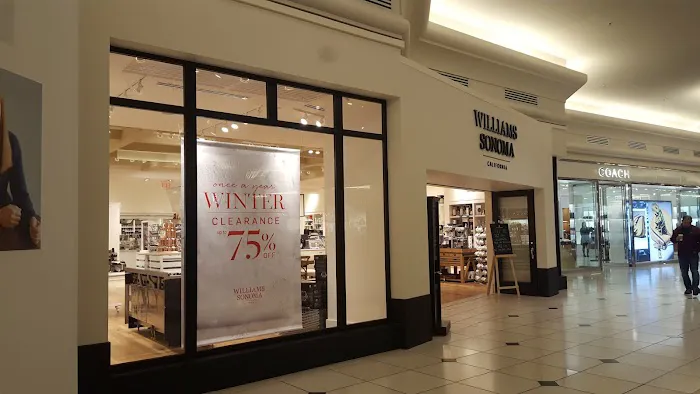Williams-Sonoma 4