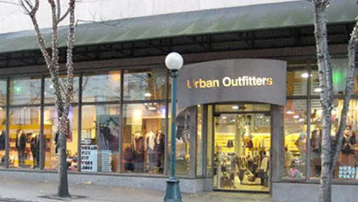 Urban Outfitters 0