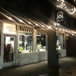 Queen Anne Frame & Gift ico
