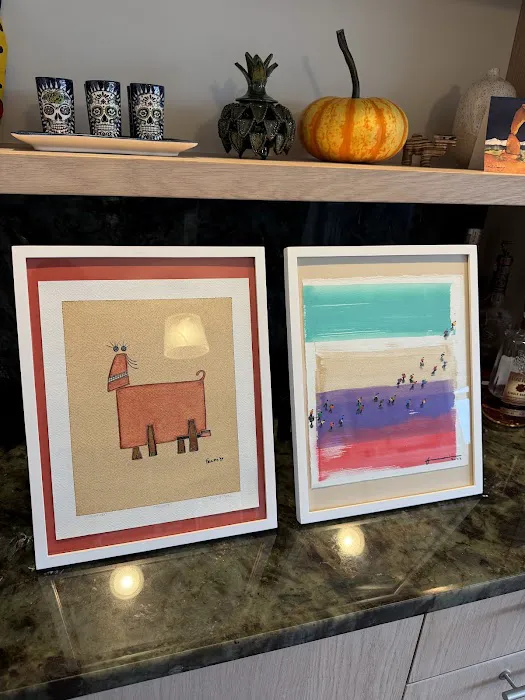 Queen Anne Frame & Gift 6