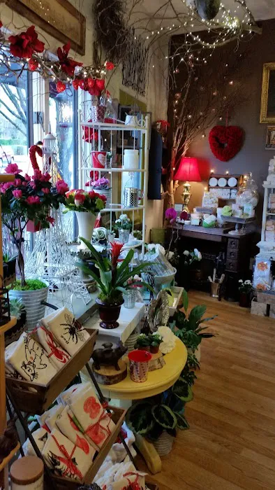 Acorn Floral Boutique 8