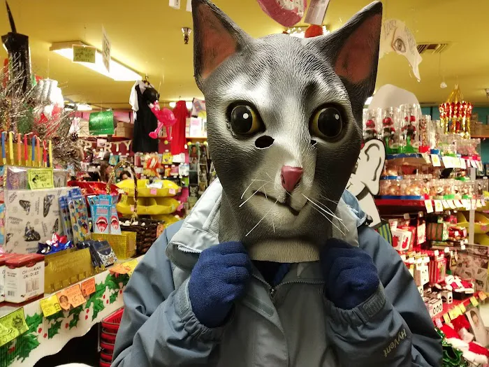 Archie McPhee 1