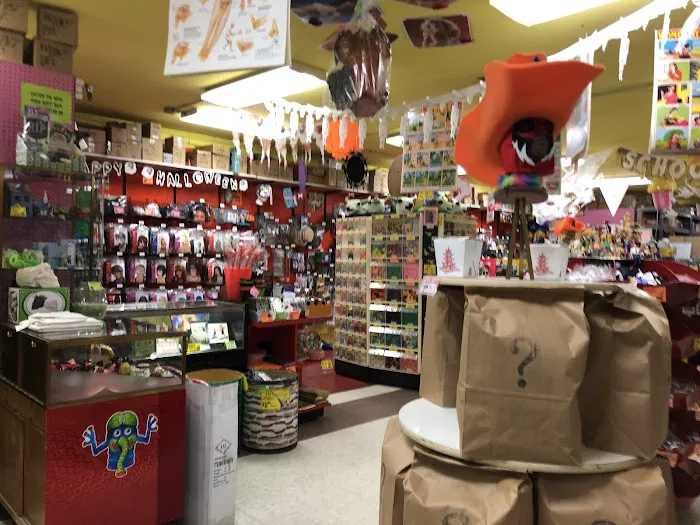 Archie McPhee 7