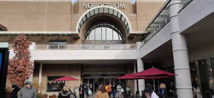 Nordstrom 0