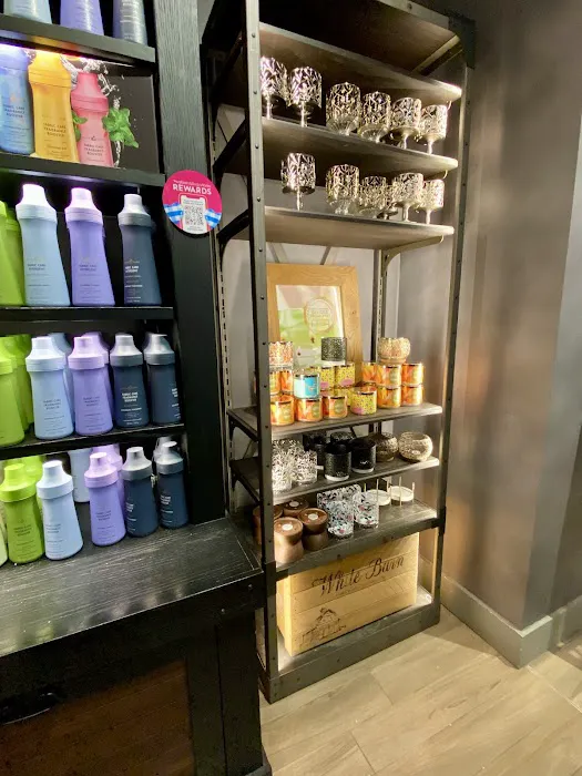 Bath & Body Works 1