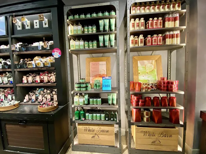 Bath & Body Works 2