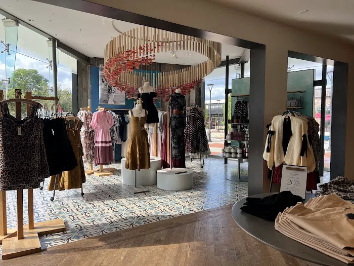 Anthropologie 9