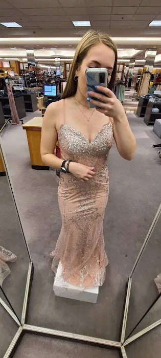 Dillard's 4